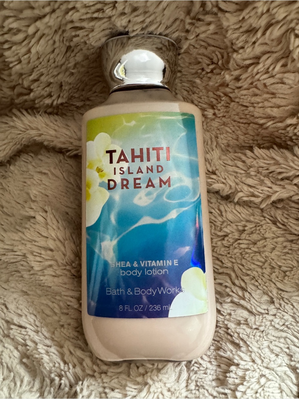 Bath & Body Works Tahiti Island Dream Body Lotion - Blue